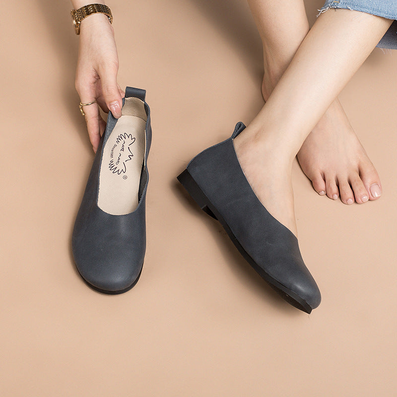Cowhide Solid Color Slip-on Flat Shoes