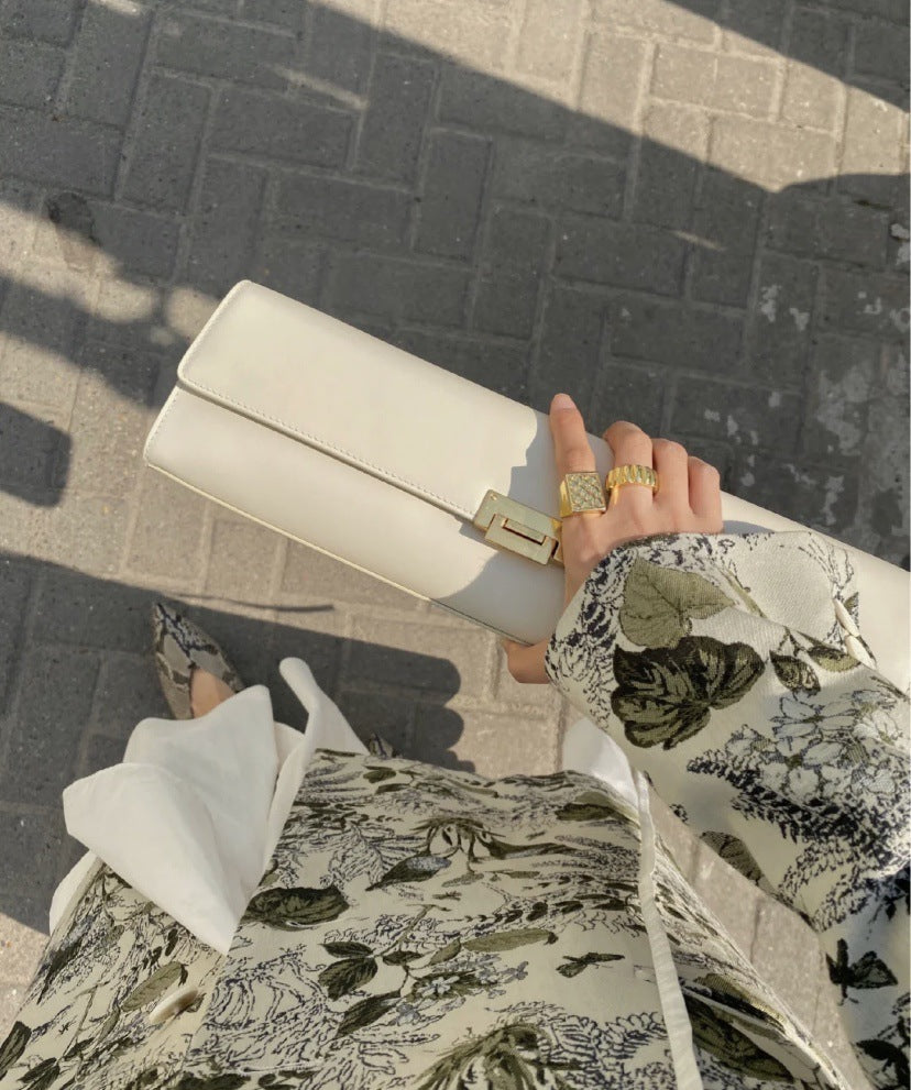 Niche Baguette With Creamy Leather Noodles