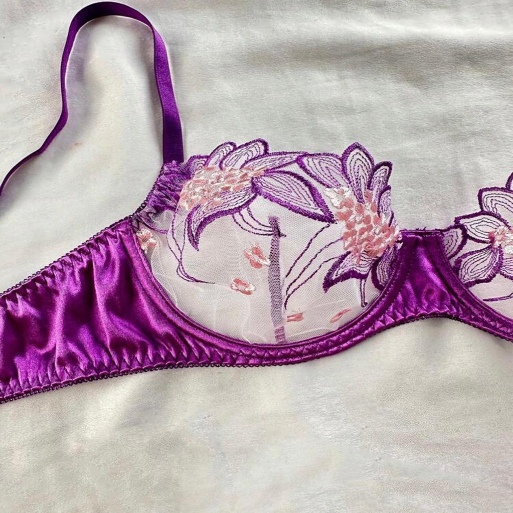 Purple Embroidered Ribbon Steel Ring Underwear