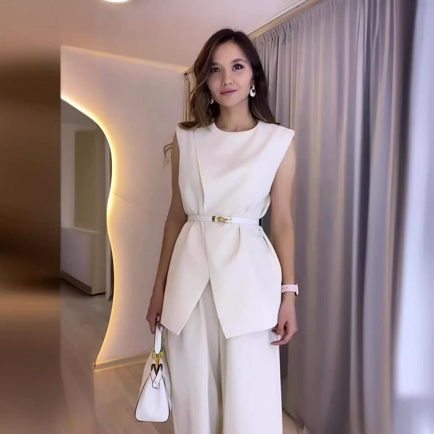 Round Neck Sleeveless Top & High Waist Wide Leg Pants Set