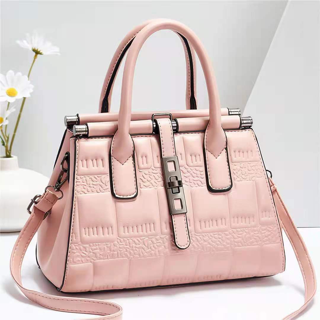 Trendy Shoulder Bags